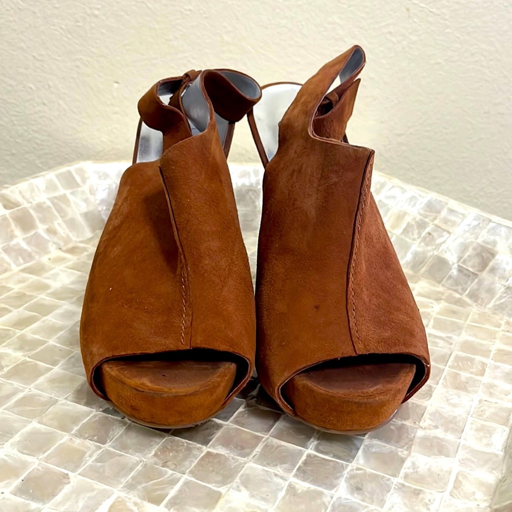 Jessica Simpson brown suede booties. Size 8.5